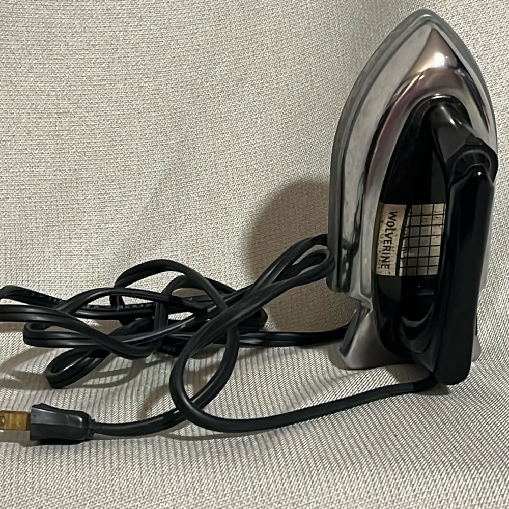 Wolverine Toy Electric Clothes Iron